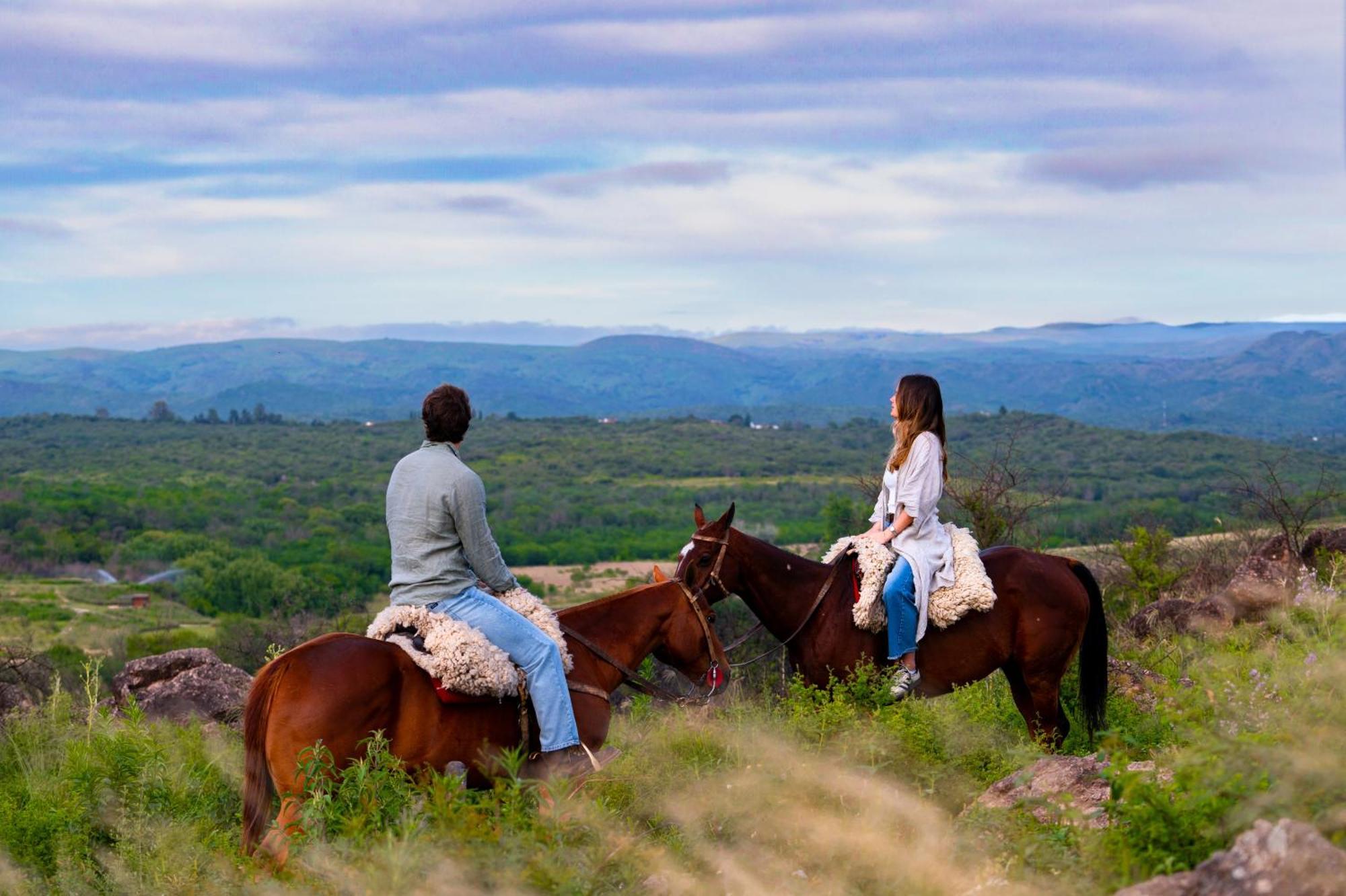 Estancia La Paz Hotel Аскочинга Екстериор снимка